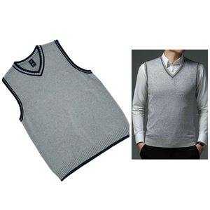 GAP Big Boys Sleeveless V-Neck Sweater Vest in Gray